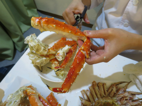 かにまみれ解体中
